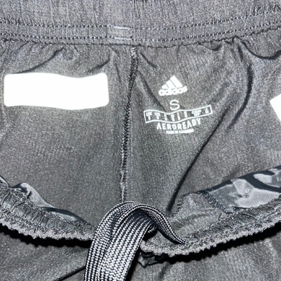 Adidas track pants size small - Picture 4 of 4